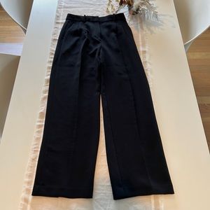 Aritzia Effortless Pants (Regular Length) - Black